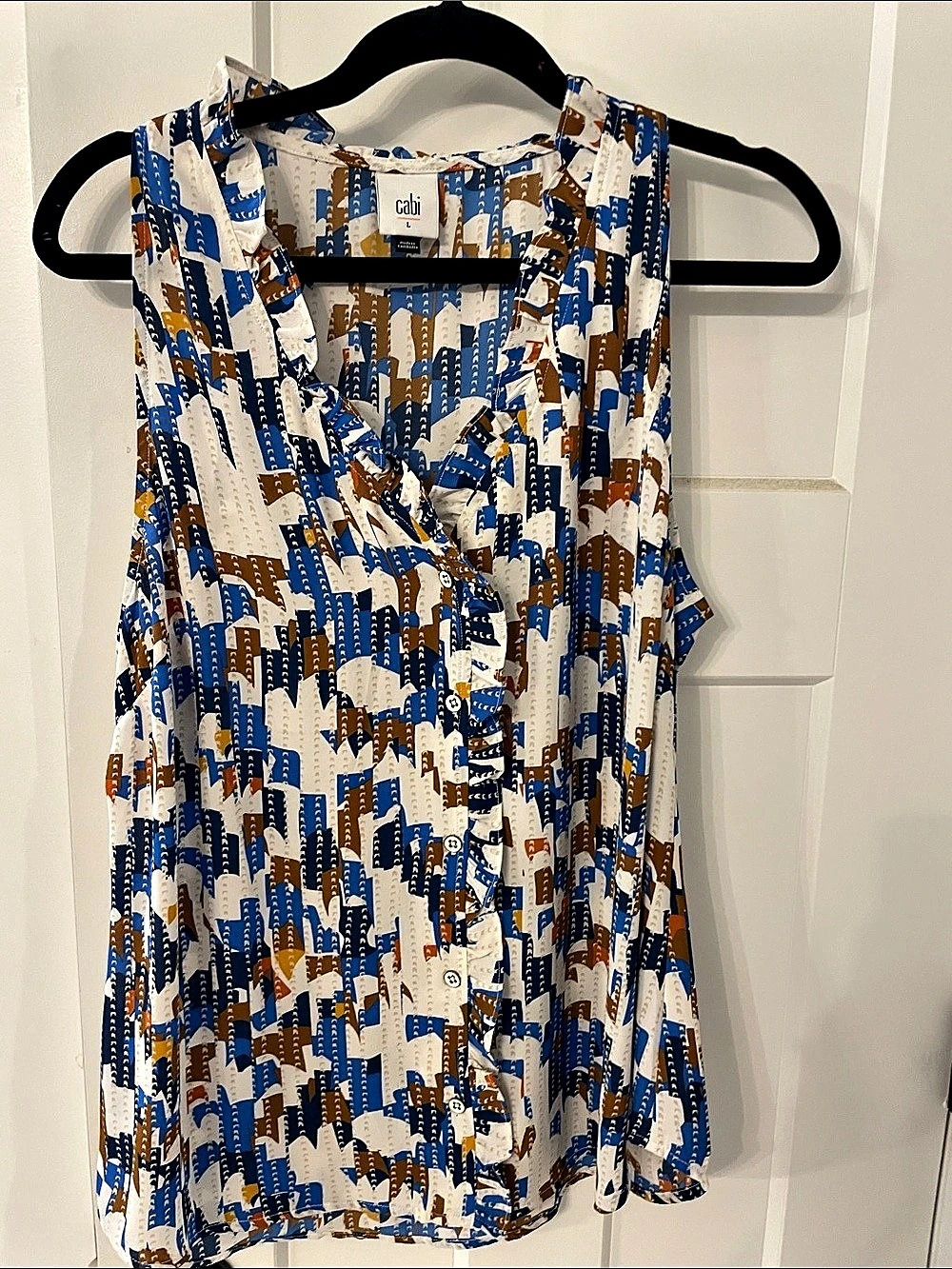 cabi Jigsaw Ruffle Blouse Sleeveless Blue & White Size Large